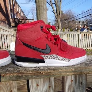 NWT Air Jordan Legacy 312